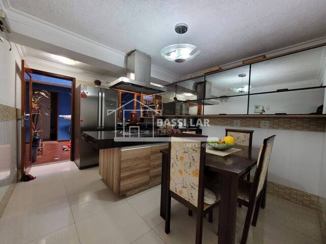 #16 - Casa para Venda em São Paulo - SP - 1