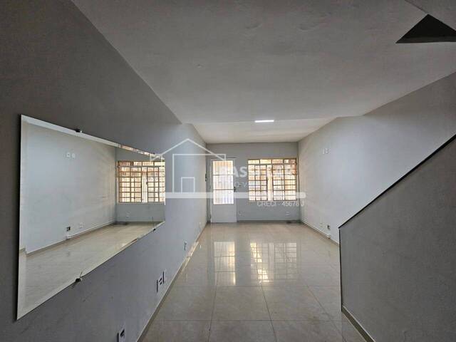 #77 - Casa para Venda em São Paulo - SP