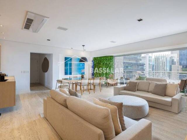 #93 - Apartamento para Venda em São Paulo - SP